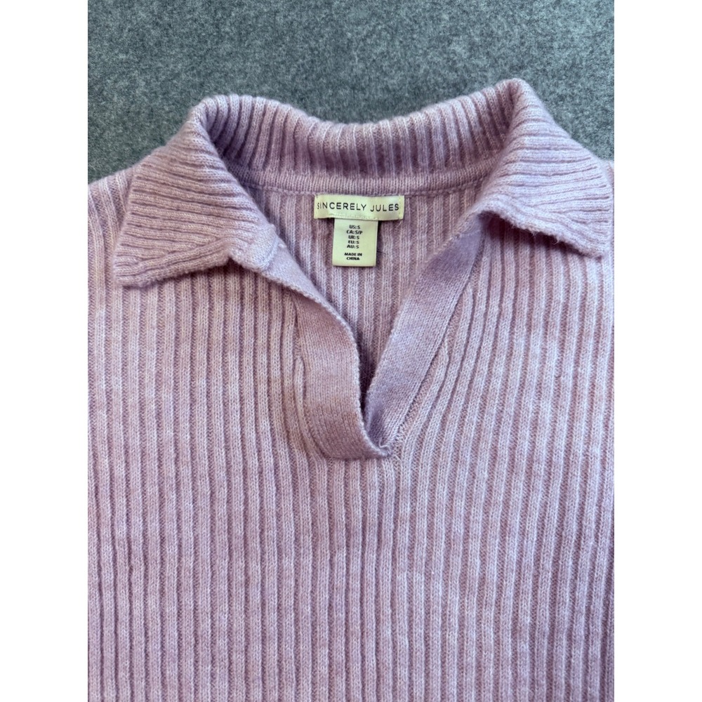 Sincerely Jules Lavender Ribbed Knit Polo Sweater V-Neck Purple Small ST22S258